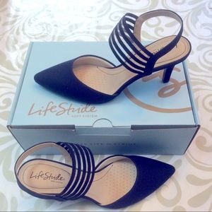 Dark Blue Life Stride Sanya Pointed Strap heel size 8.5